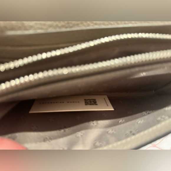 Tory Burch Britten Flap Envelope Continental Wallet Gray Heron - Picture 5 of 8